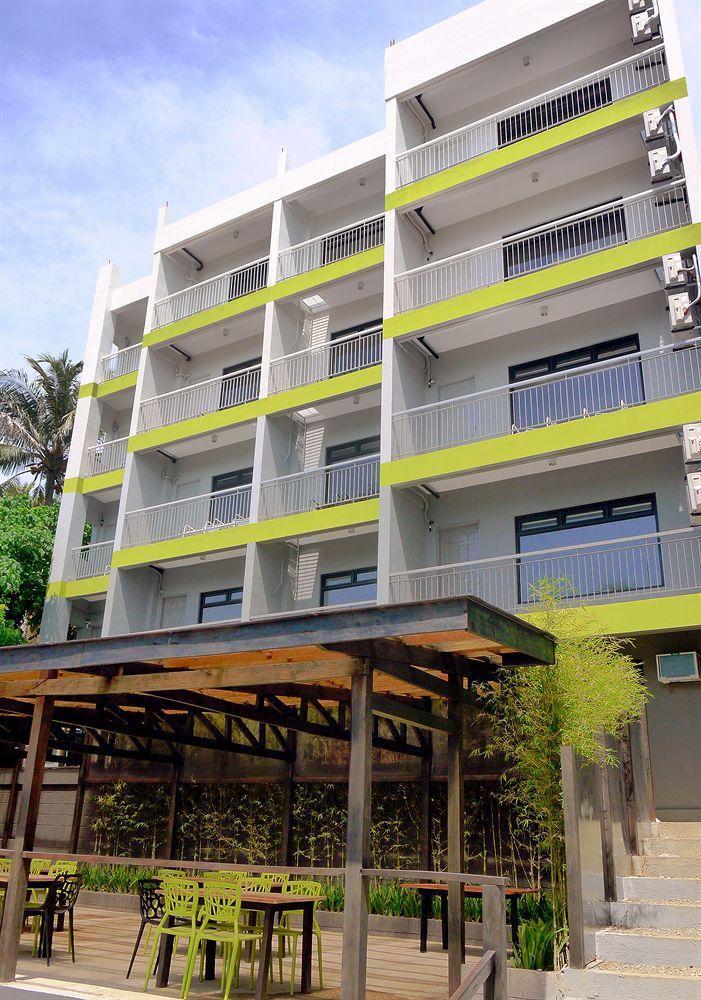 Luxeview Hotel Balabag  المظهر الخارجي الصورة