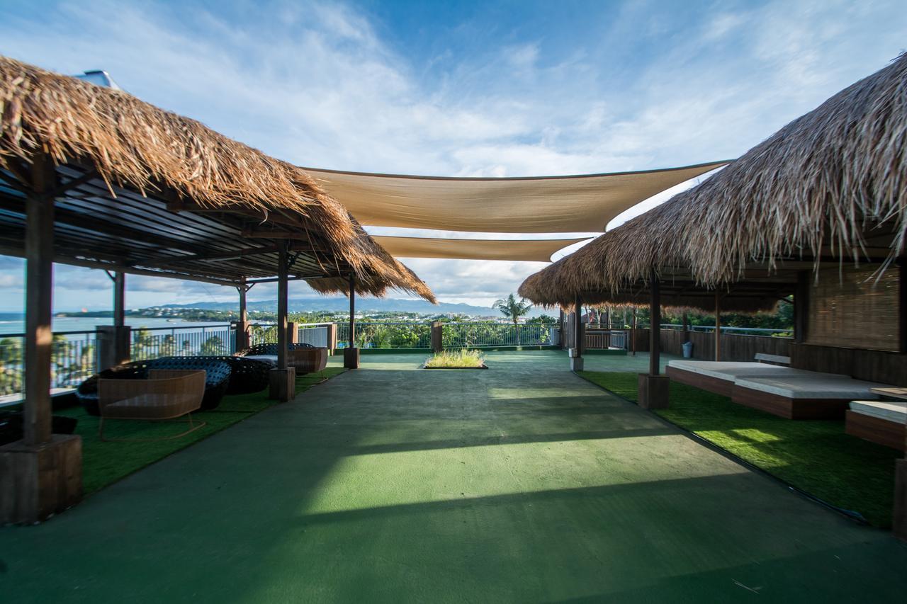 Luxeview Hotel Balabag  المظهر الخارجي الصورة