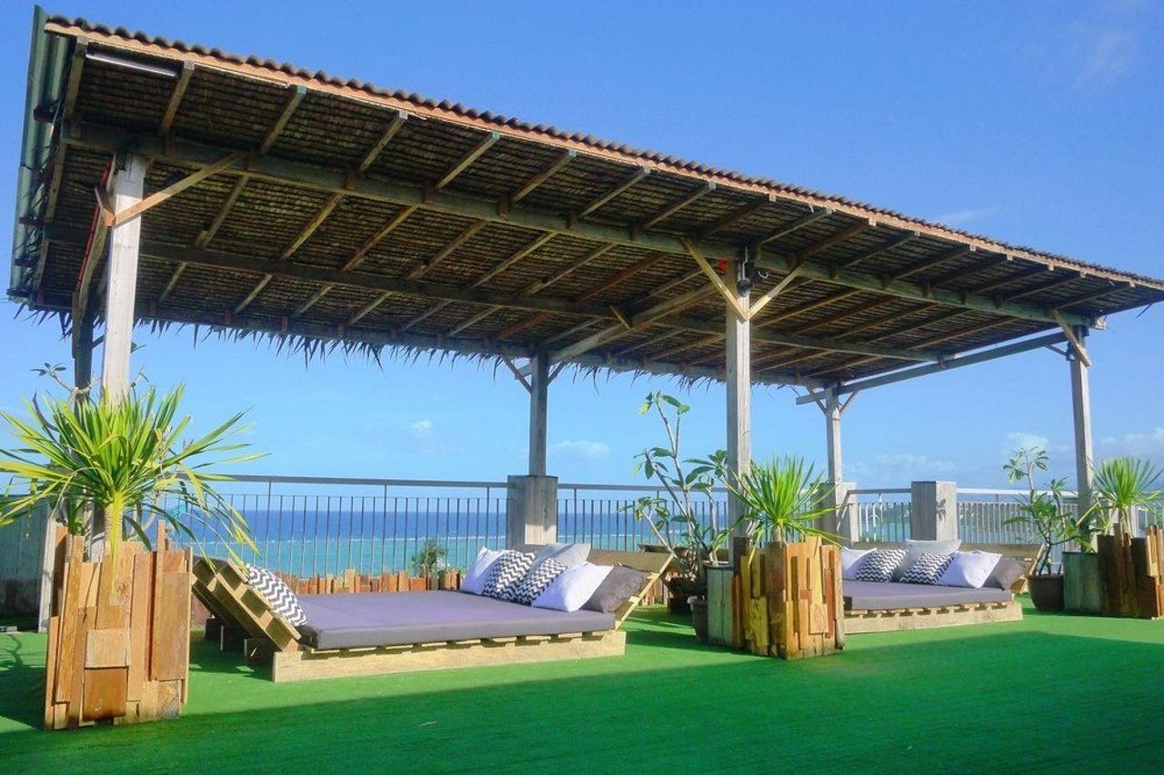 Luxeview Hotel Balabag  المظهر الخارجي الصورة