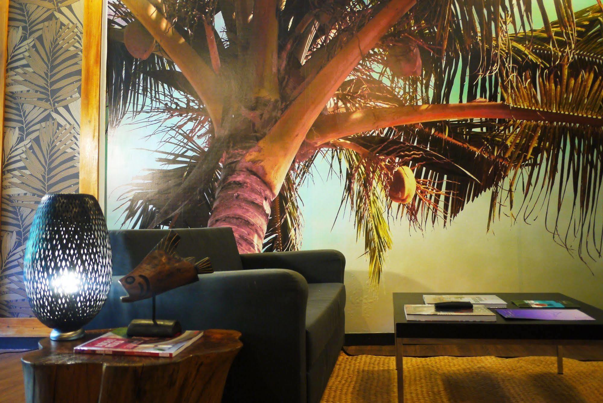 Luxeview Hotel Balabag  المظهر الخارجي الصورة