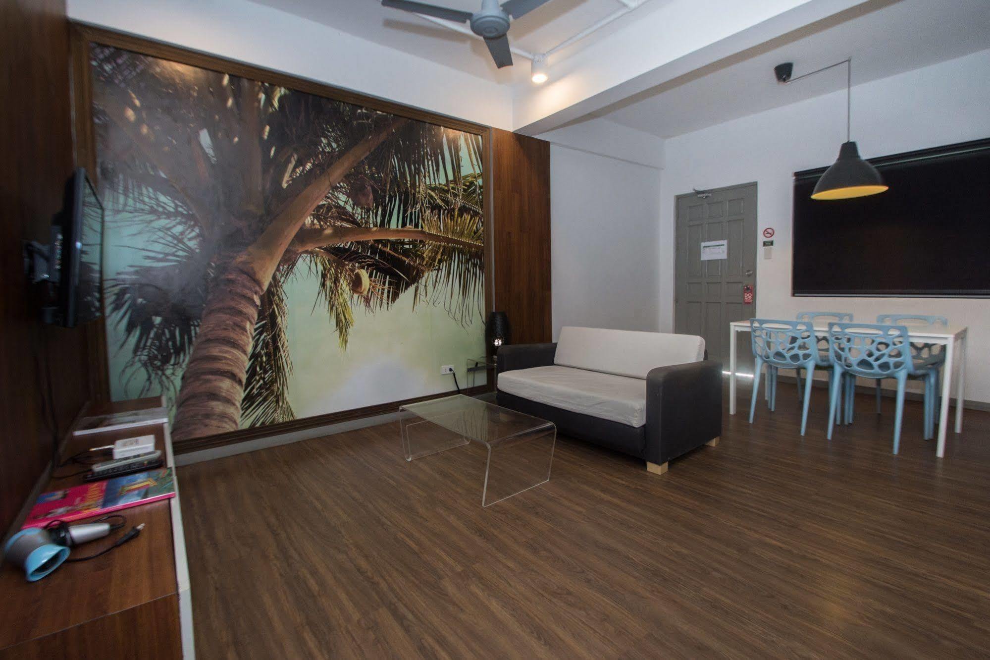Luxeview Hotel Balabag  المظهر الخارجي الصورة