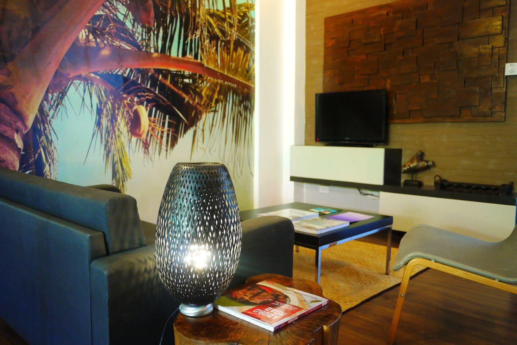 Luxeview Hotel Balabag  المظهر الخارجي الصورة